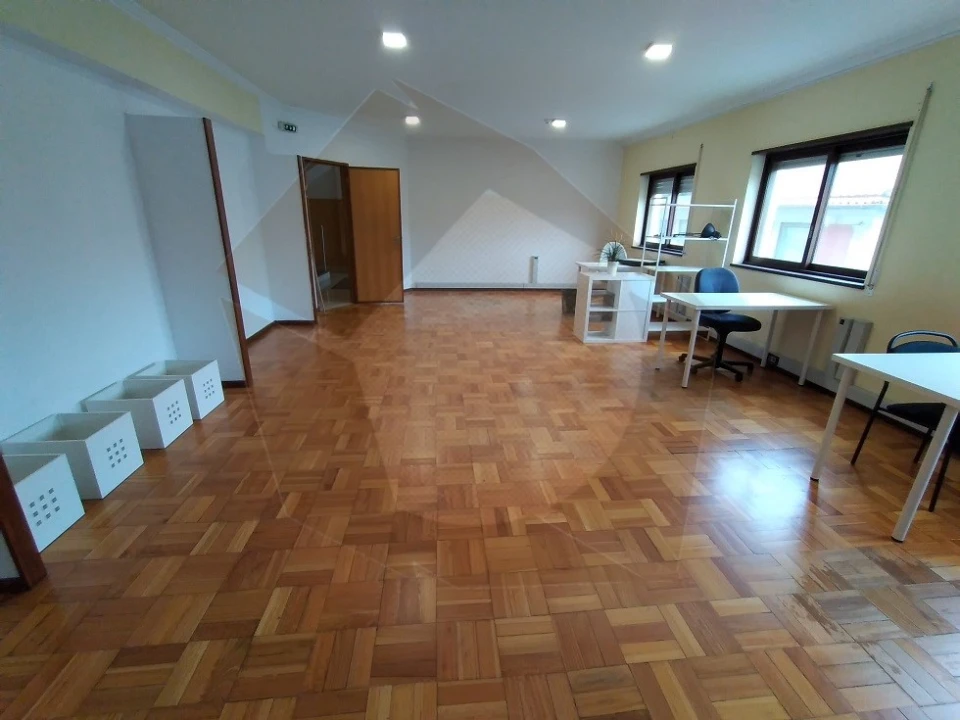 Escritório para Arrendamento em Matosinhos e Leça da Palmeira Foto 4