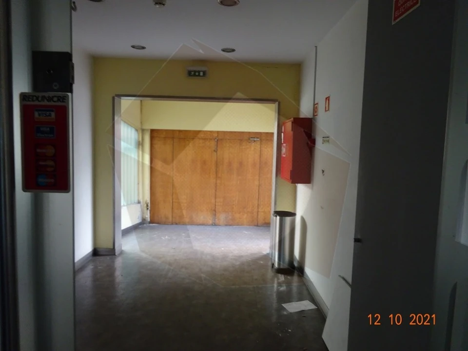 Loja para Venda em Castêlo da Maia Foto 5