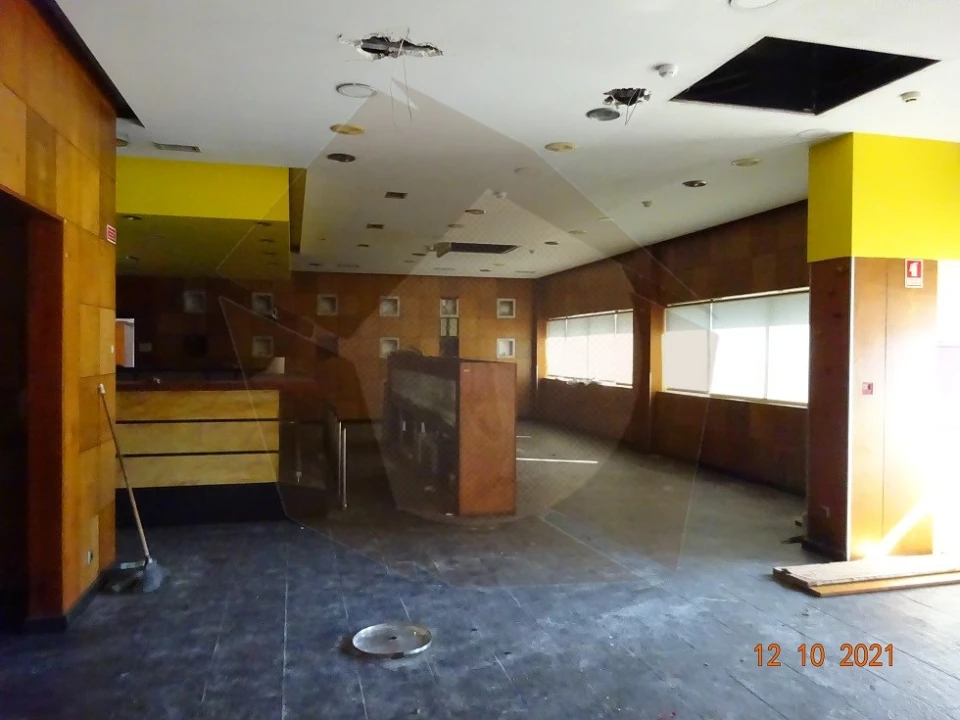 Loja para Venda em Castêlo da Maia Foto 7