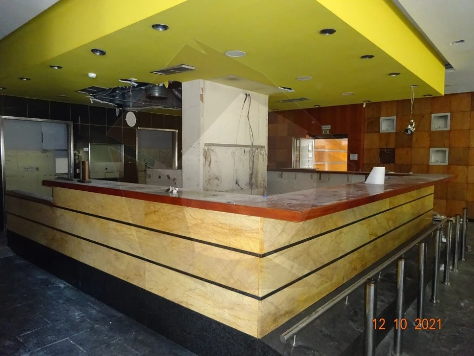 Loja para Venda em Castêlo da Maia Foto 9