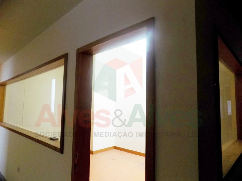 Negócio para Venda em Mindelo Foto 9