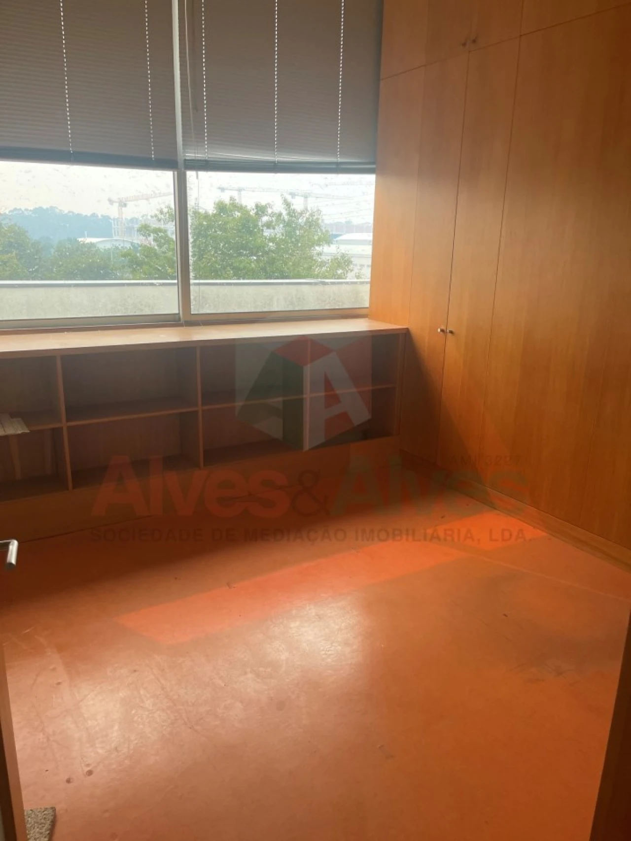 Negócio para Venda em Mindelo Foto 27