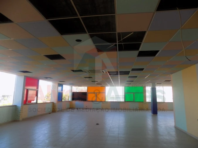 Negócio para Venda em Mindelo Foto 2