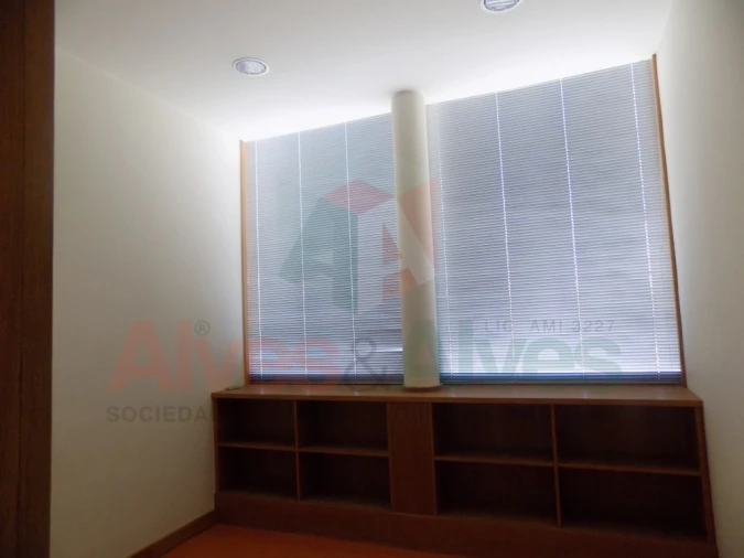 Negócio para Venda em Mindelo Foto 11