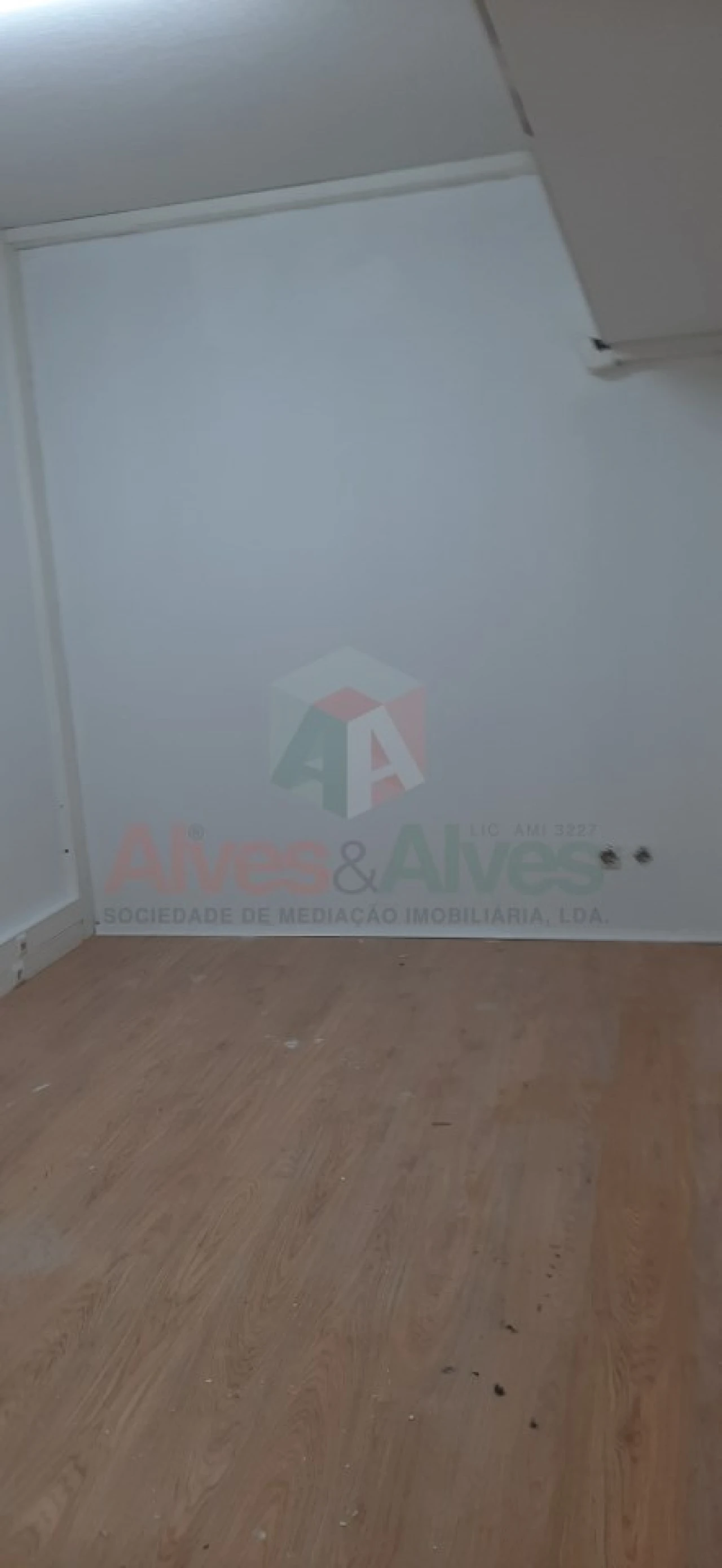 Loja para Venda em Lordelo do Ouro e Massarelos Foto 13