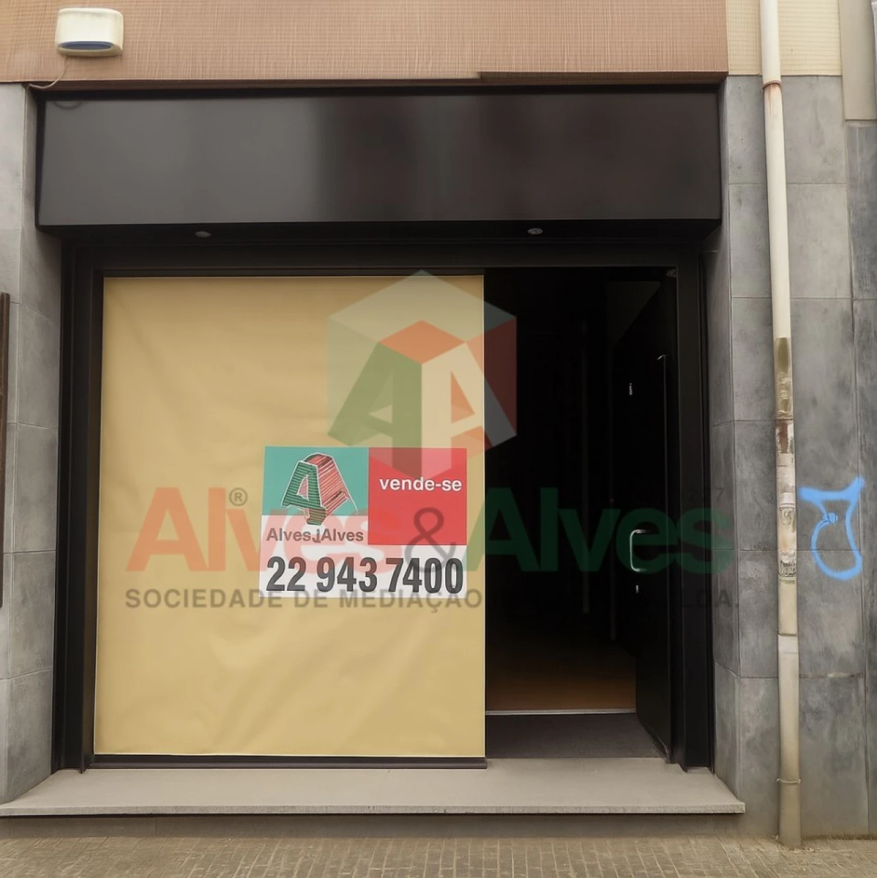 Loja para Venda em Lordelo do Ouro e Massarelos Foto 9