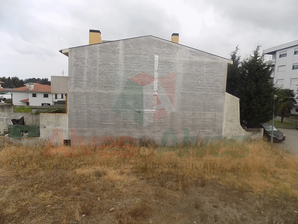 Terreno para Venda em Folgosa Foto 7