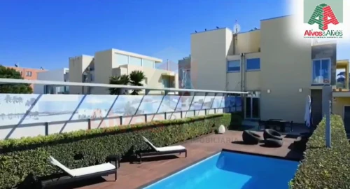 Moradia T5 para Venda em Gulpilhares e Valadares