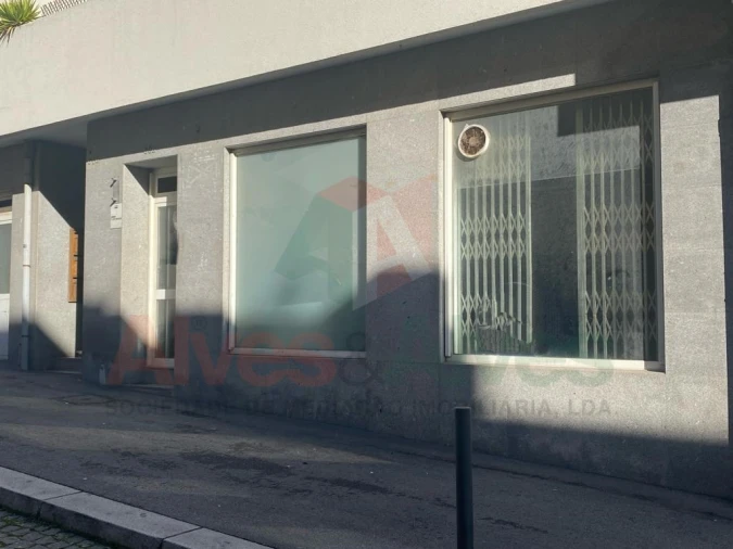 Loja para Venda em Lordelo do Ouro e Massarelos Foto 7