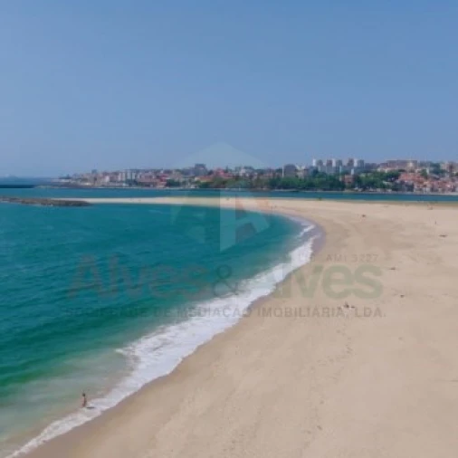 Apartamento T4 para Venda em Santa Marinha e São Pedro da Afurada Foto 6