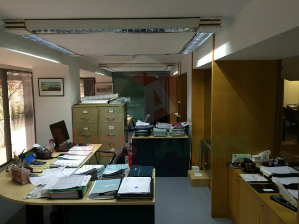 Escritório para Venda em Mafamude e Vilar do Paraíso Foto 6