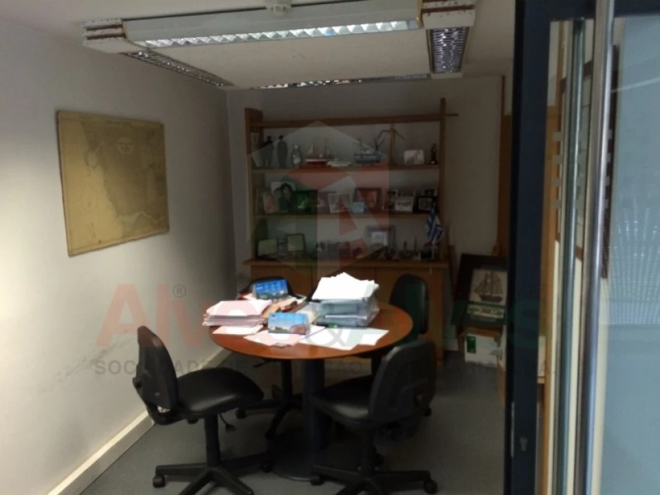 Escritório para Venda em Mafamude e Vilar do Paraíso Foto 9