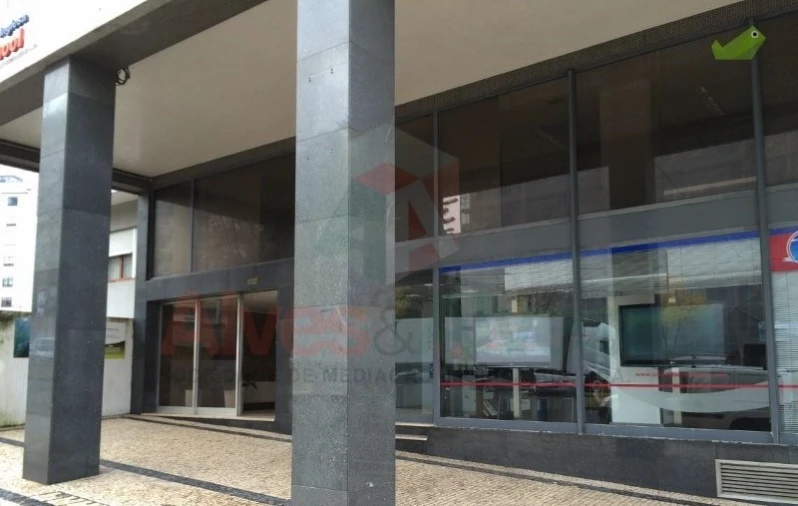 Escritório para Venda em Mafamude e Vilar do Paraíso Foto 13