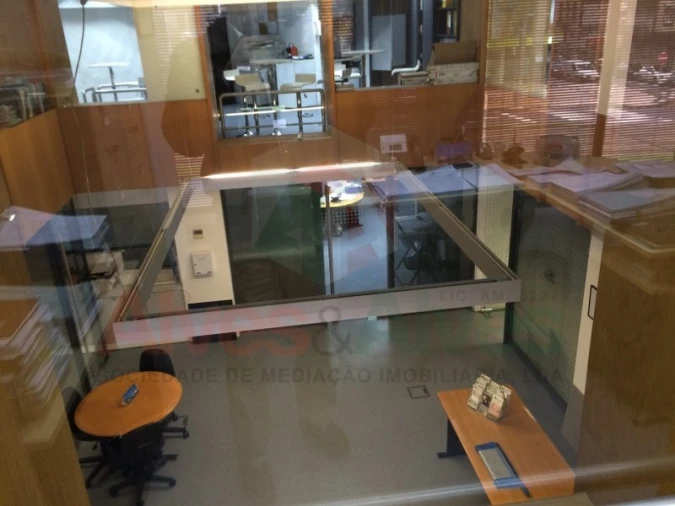 Escritório para Venda em Mafamude e Vilar do Paraíso Foto 2