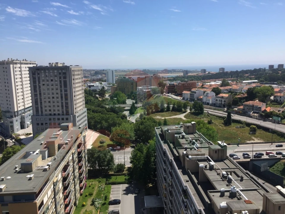 Apartamento T3 para Venda em Ramalde Foto 15