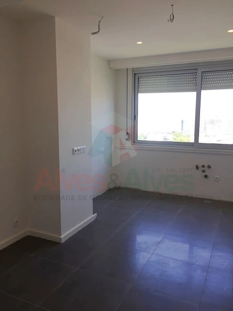 Apartamento T3 para Venda em Ramalde