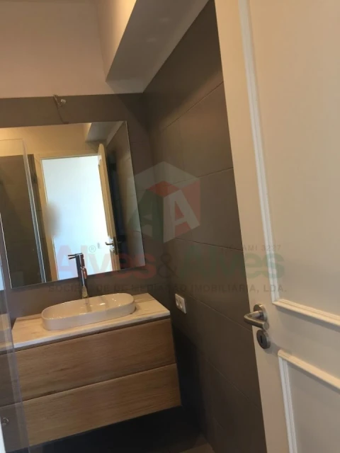 Apartamento T3 para Venda em Ramalde