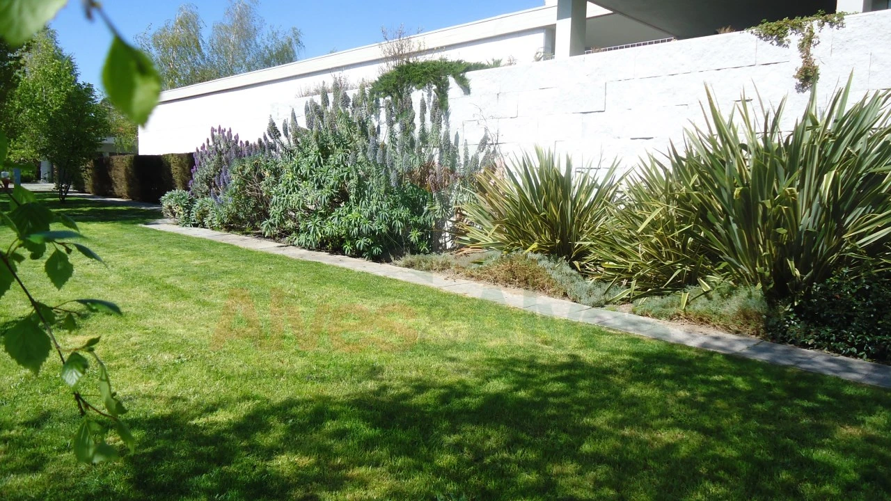 Negócio para Venda em Castêlo da Maia Foto 47