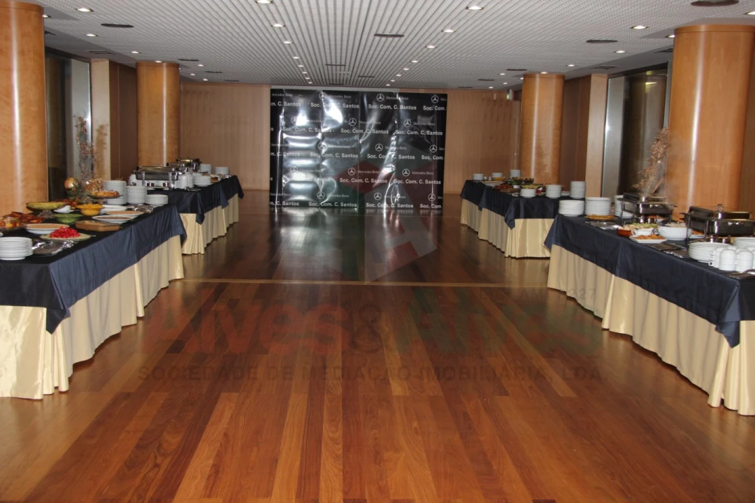 Negócio para Venda em Castêlo da Maia Foto 60