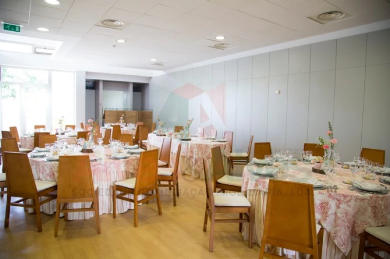 Negócio para Venda em Castêlo da Maia Foto 55