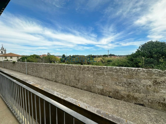 Apartamento T3 para Venda em Mindelo Foto 7