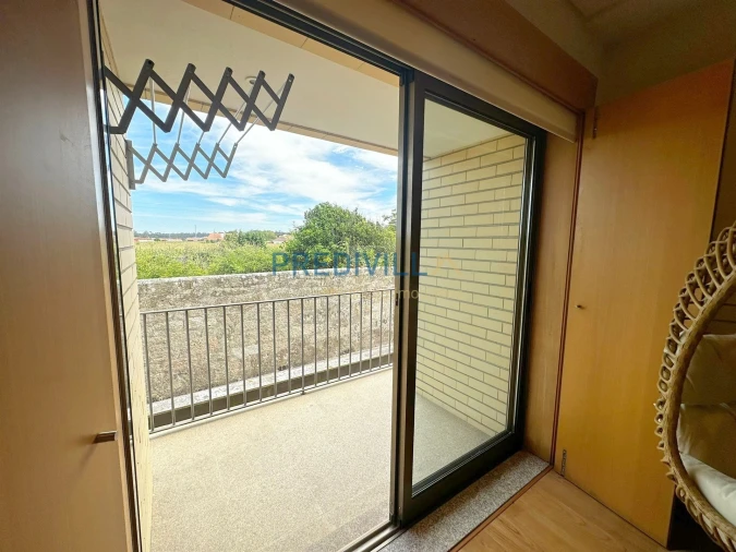 Apartamento T3 para Venda em Mindelo Foto 5