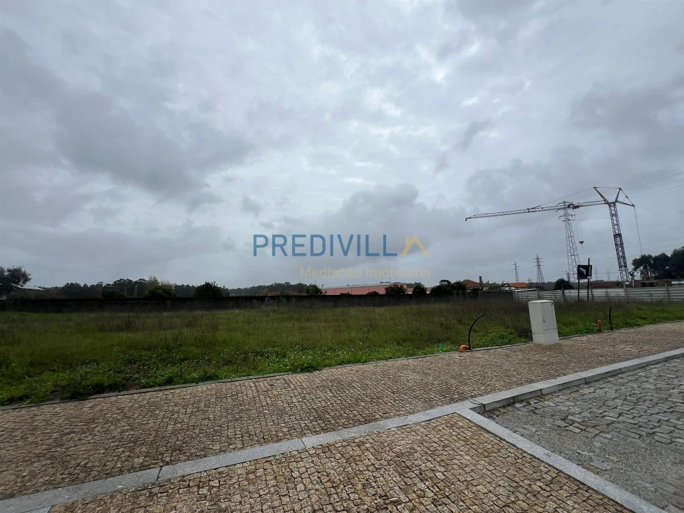 Terreno para Venda em Gião Foto 12