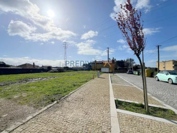 Terreno para Venda em Gião