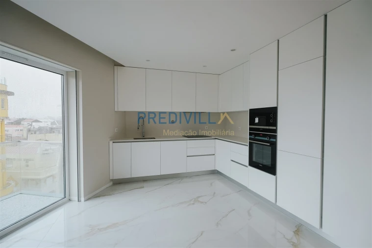 Apartamento T4 para Venda em Póvoa de Varzim, Beiriz e Argivai Foto 11