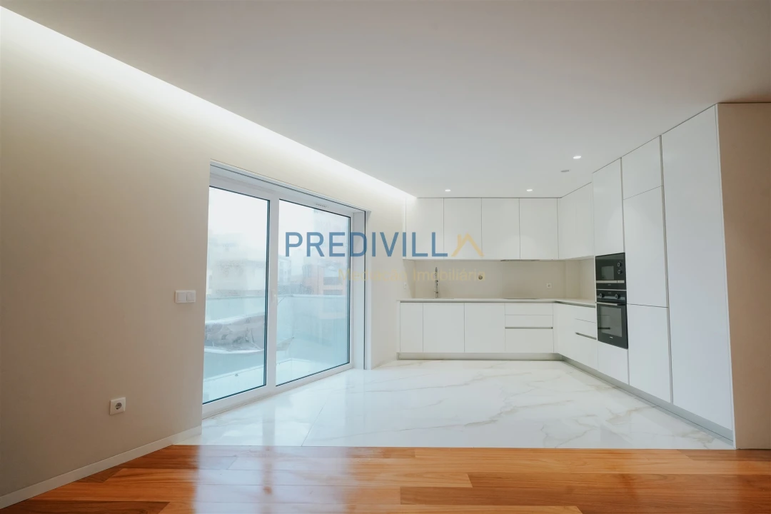 Apartamento T4 para Venda em Póvoa de Varzim, Beiriz e Argivai Foto 9