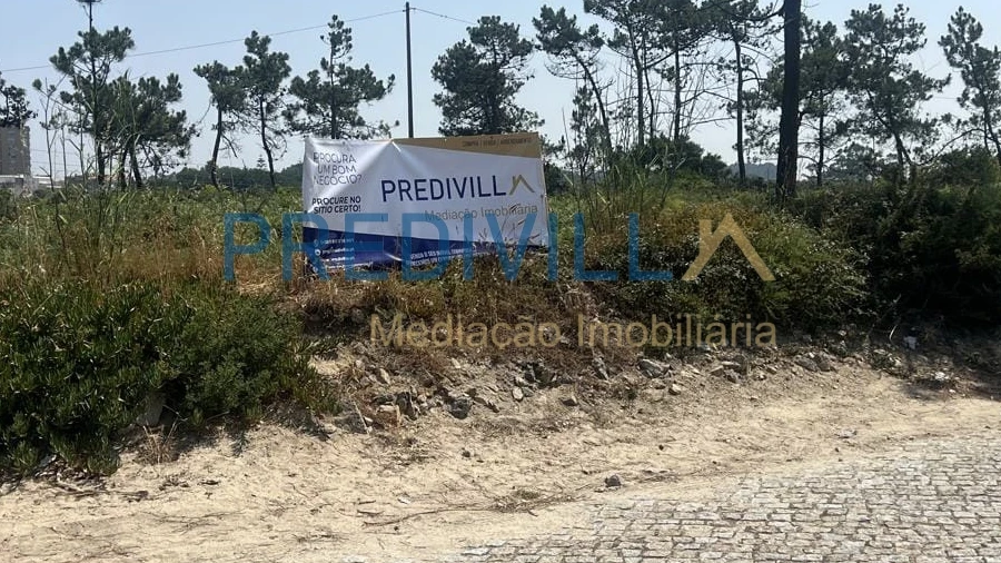 Terreno para Venda em Azurara