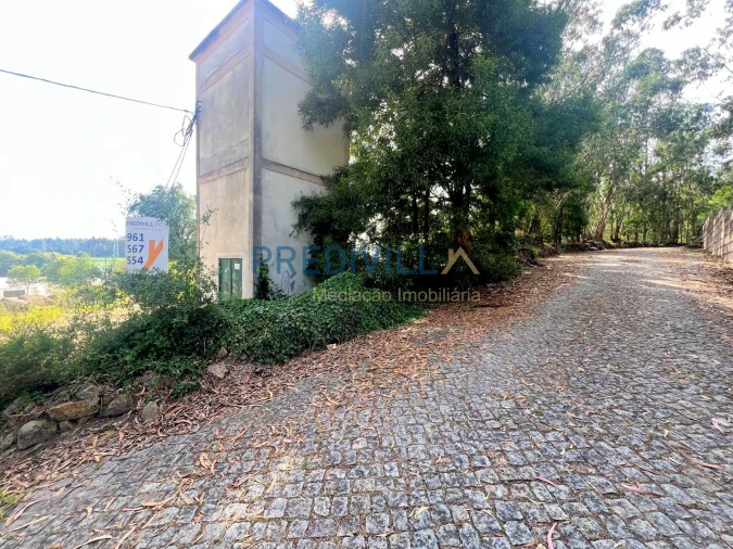 Terreno para Venda em Fornelo e Vairão Foto 5