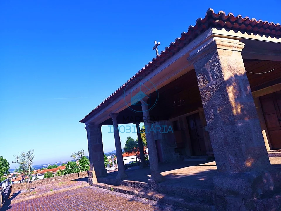 Terreno para Venda em Areias, Sequeirô, Lama e Palmeira Foto 1