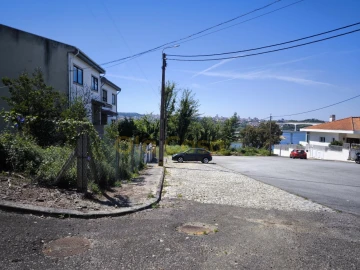 Terreno para Venda em Gondomar (São Cosme), Valbom e Jovim