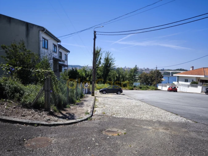 Terreno para Venda em Gondomar (São Cosme), Valbom e Jovim Foto 9