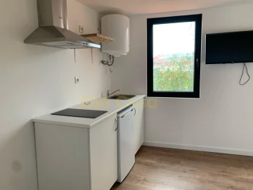 Moradia T8 para Venda em Cedofeita, Santo Ildefonso, Sé, Miragaia, São Nicolau e Vitória