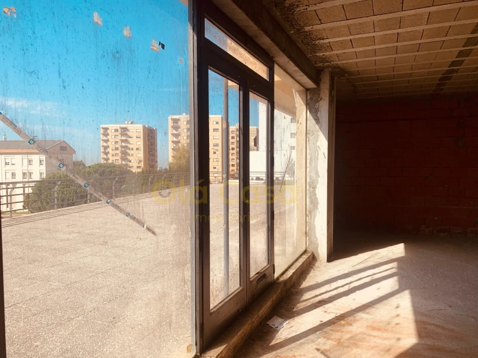 Loja para Arrendamento em Mafamude e Vilar do Paraíso Foto 3