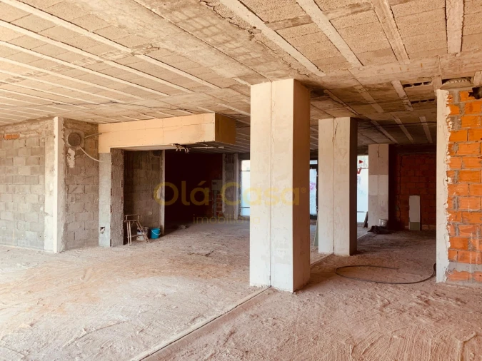 Loja para Arrendamento em Mafamude e Vilar do Paraíso Foto 10