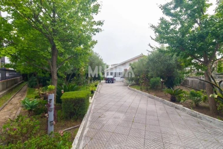 Quinta T3 para Venda em São Felix da Marinha Foto 33