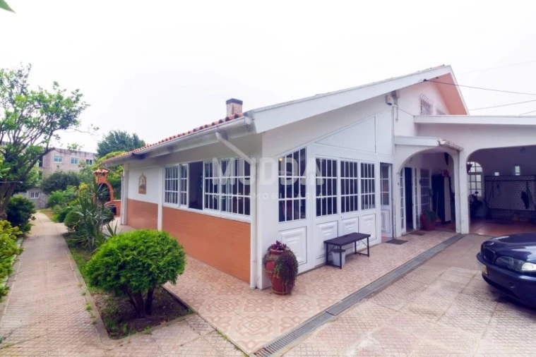 Quinta T3 para Venda em São Felix da Marinha Foto 30