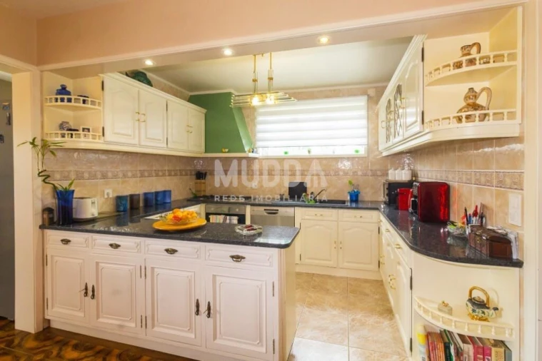 Quinta T3 para Venda em São Felix da Marinha