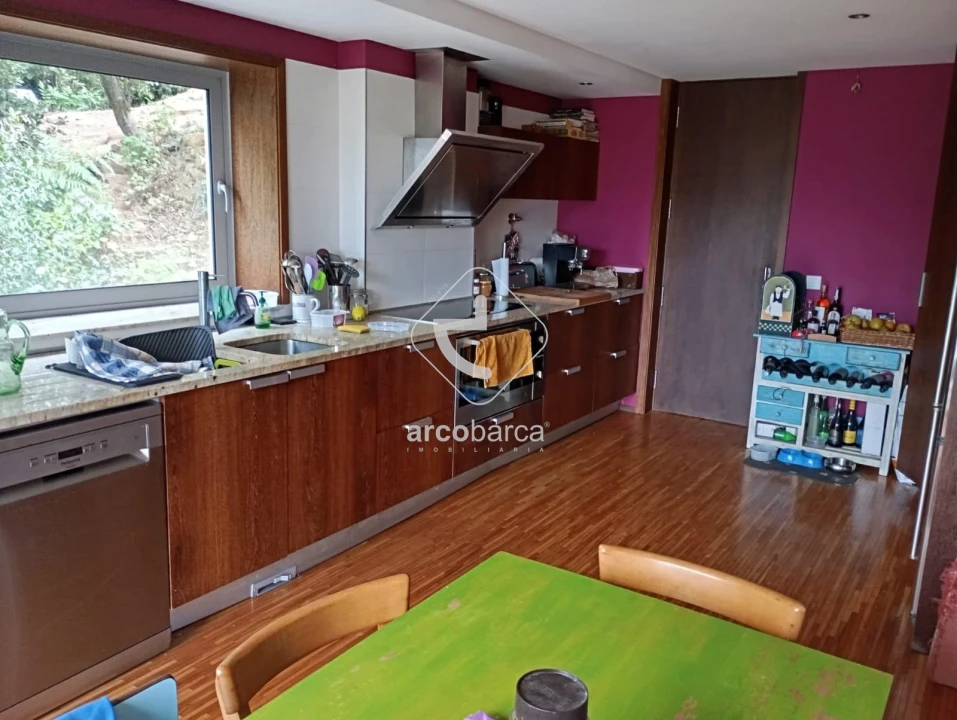 Moradia T4 para Venda em Reboreda e Nogueira Foto 13