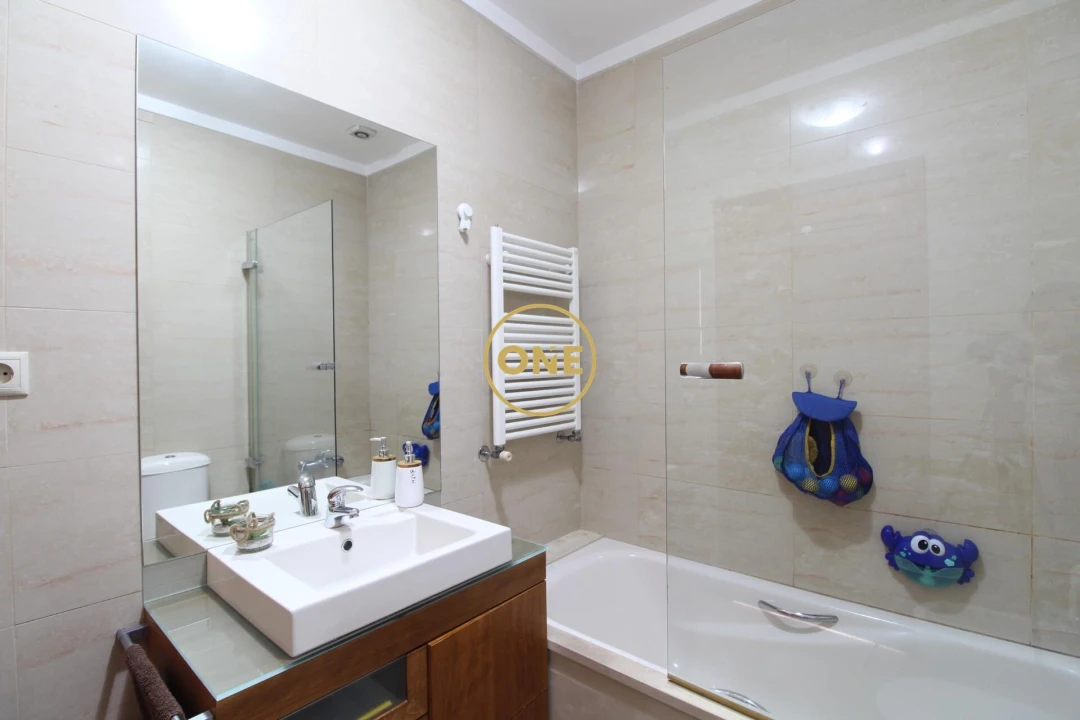 Moradia T4 para Venda em Vila Nova de Famalicão e Calendário Foto 13