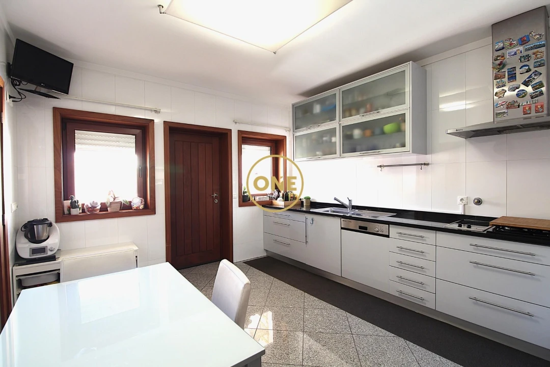 Moradia T4 para Venda em Vila Nova de Famalicão e Calendário Foto 6