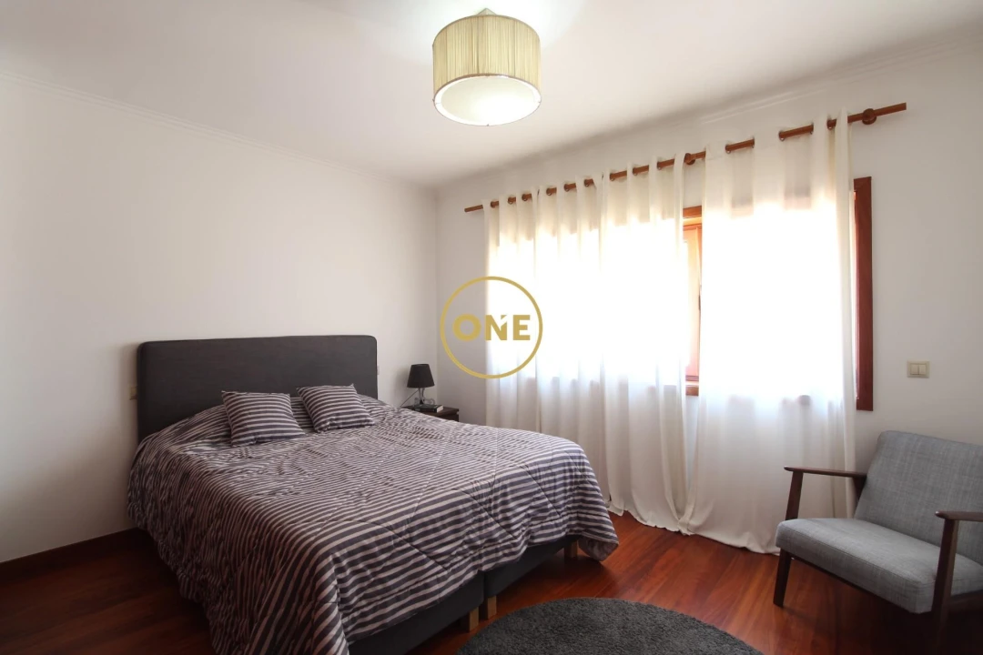 Moradia T4 para Venda em Vila Nova de Famalicão e Calendário Foto 9