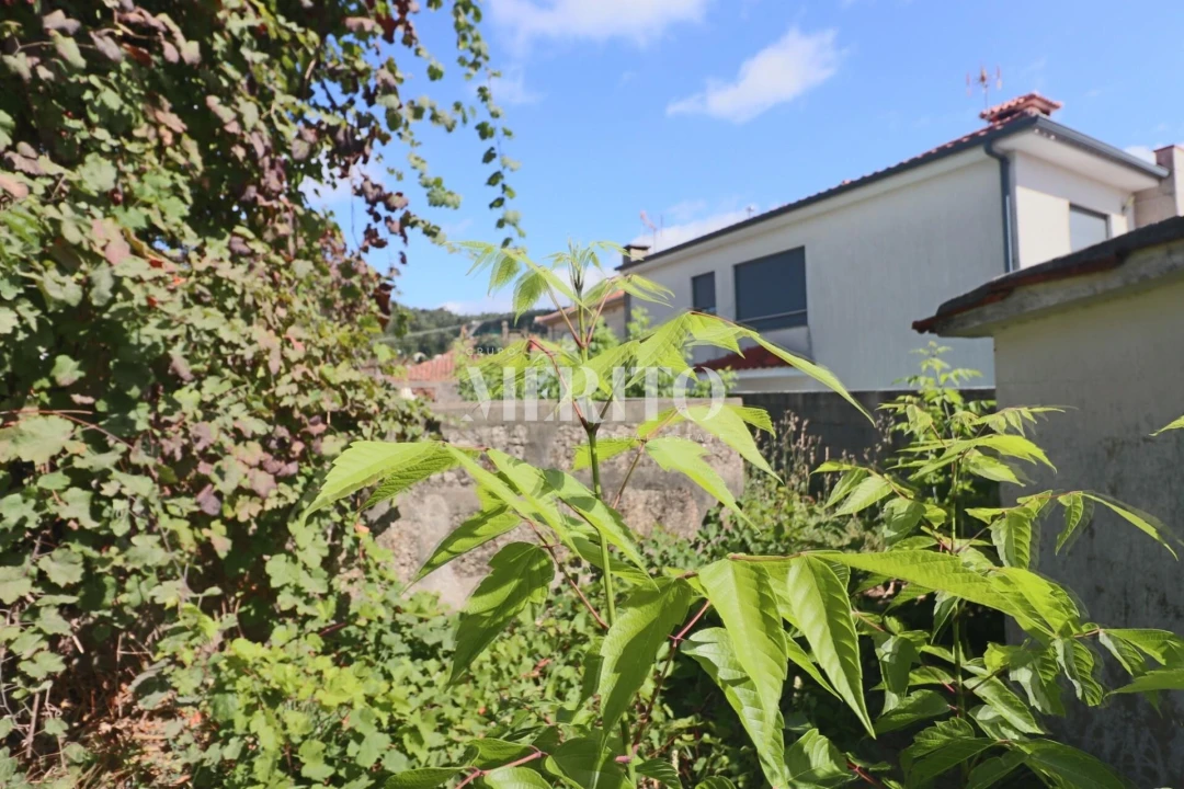 Moradia T2 para Venda em Abação e Gémeos Foto 20