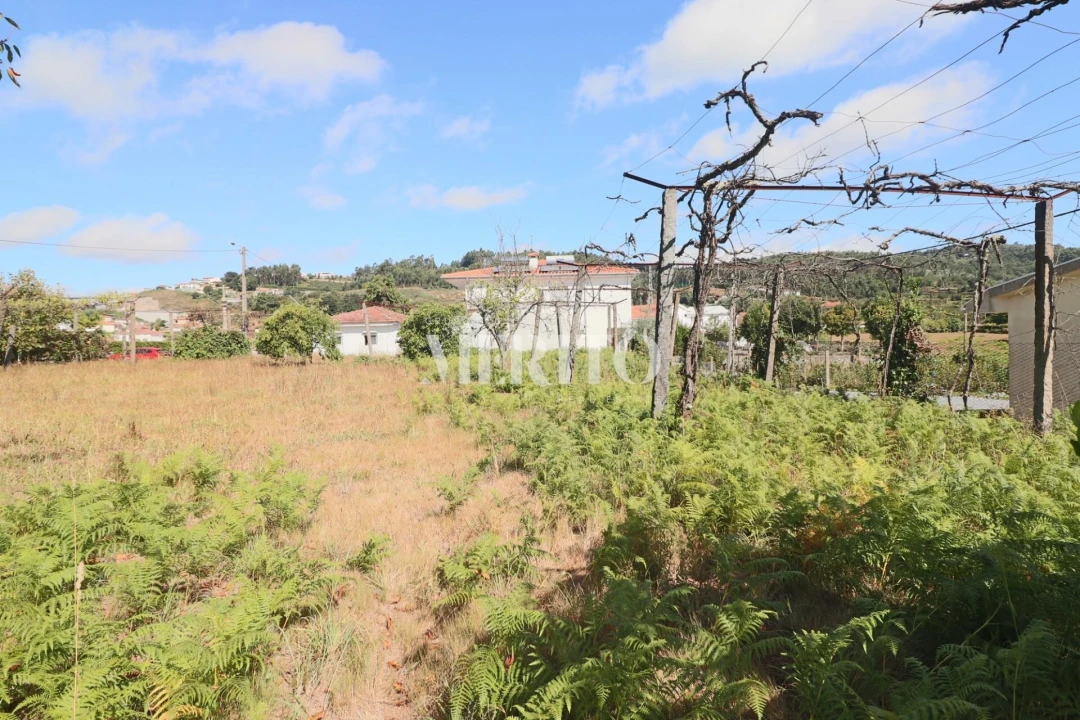 Moradia T2 para Venda em Abação e Gémeos Foto 10