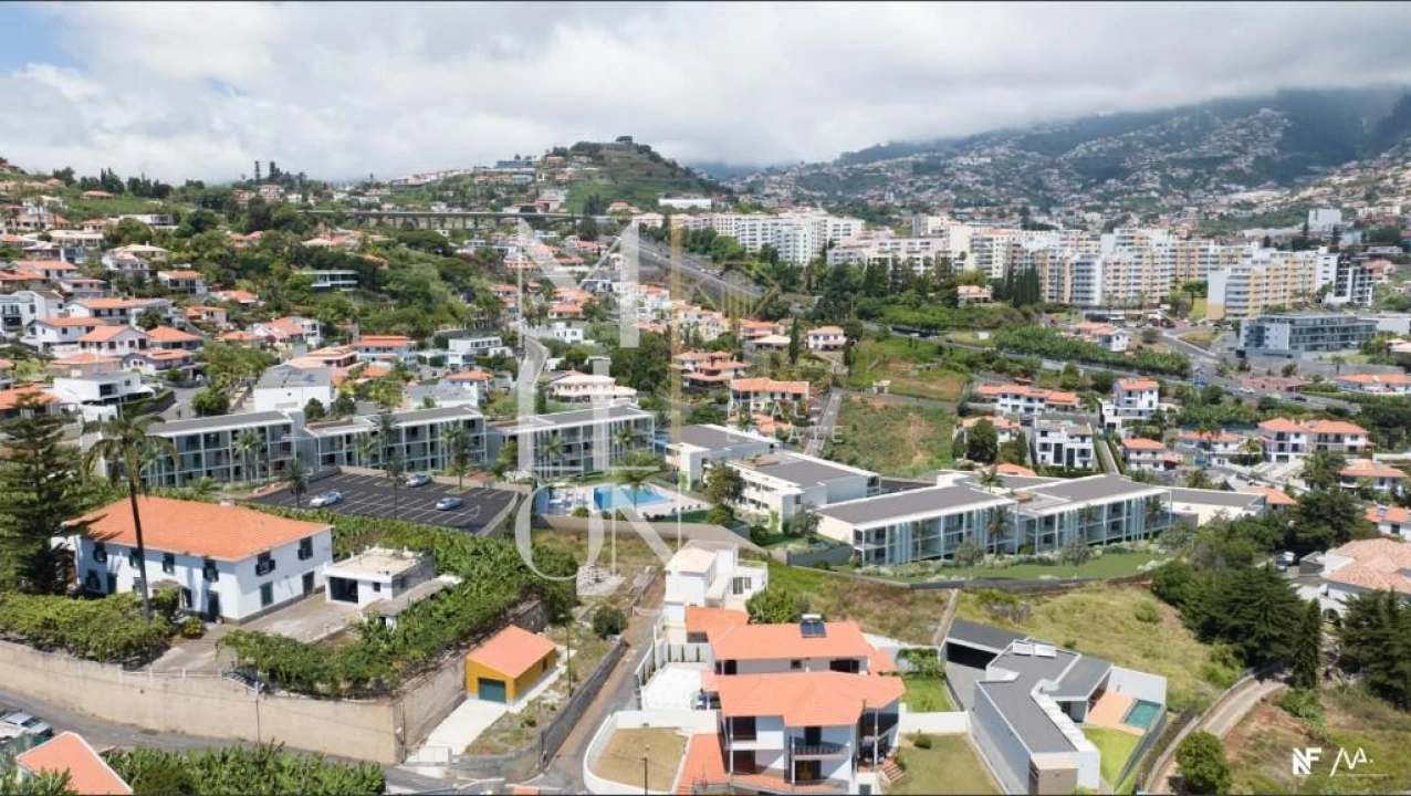 Apartamento T1 para Venda em São Martinho Foto 18