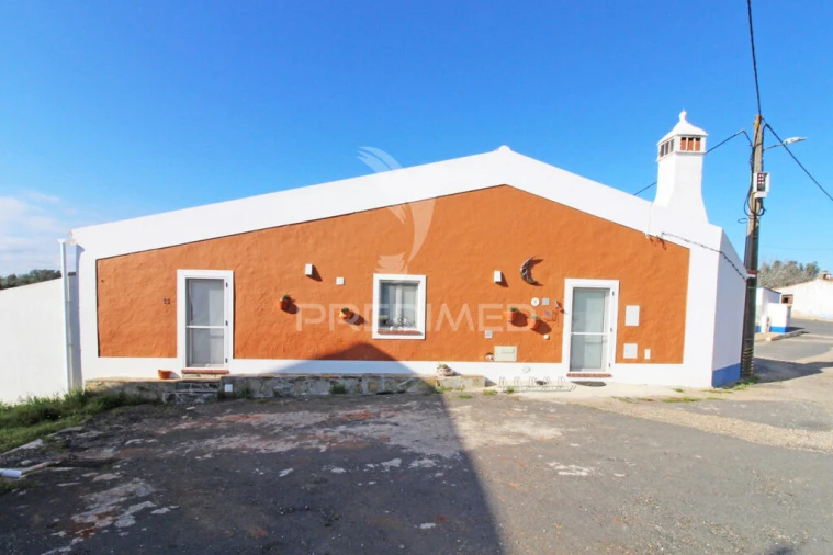 Moradia T3 para Venda em Vale de Santiago Foto 5