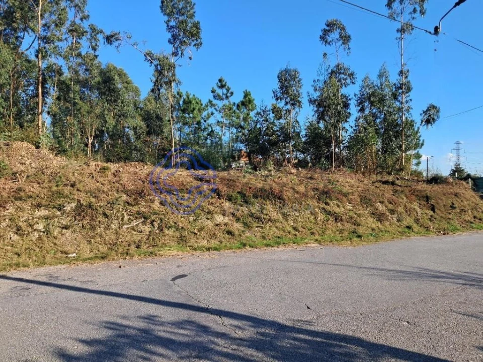 Terreno para Venda em Vandoma Foto 1